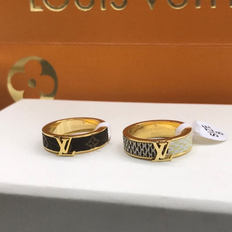 18K Louis Vuitton Leather Set of Two Rings