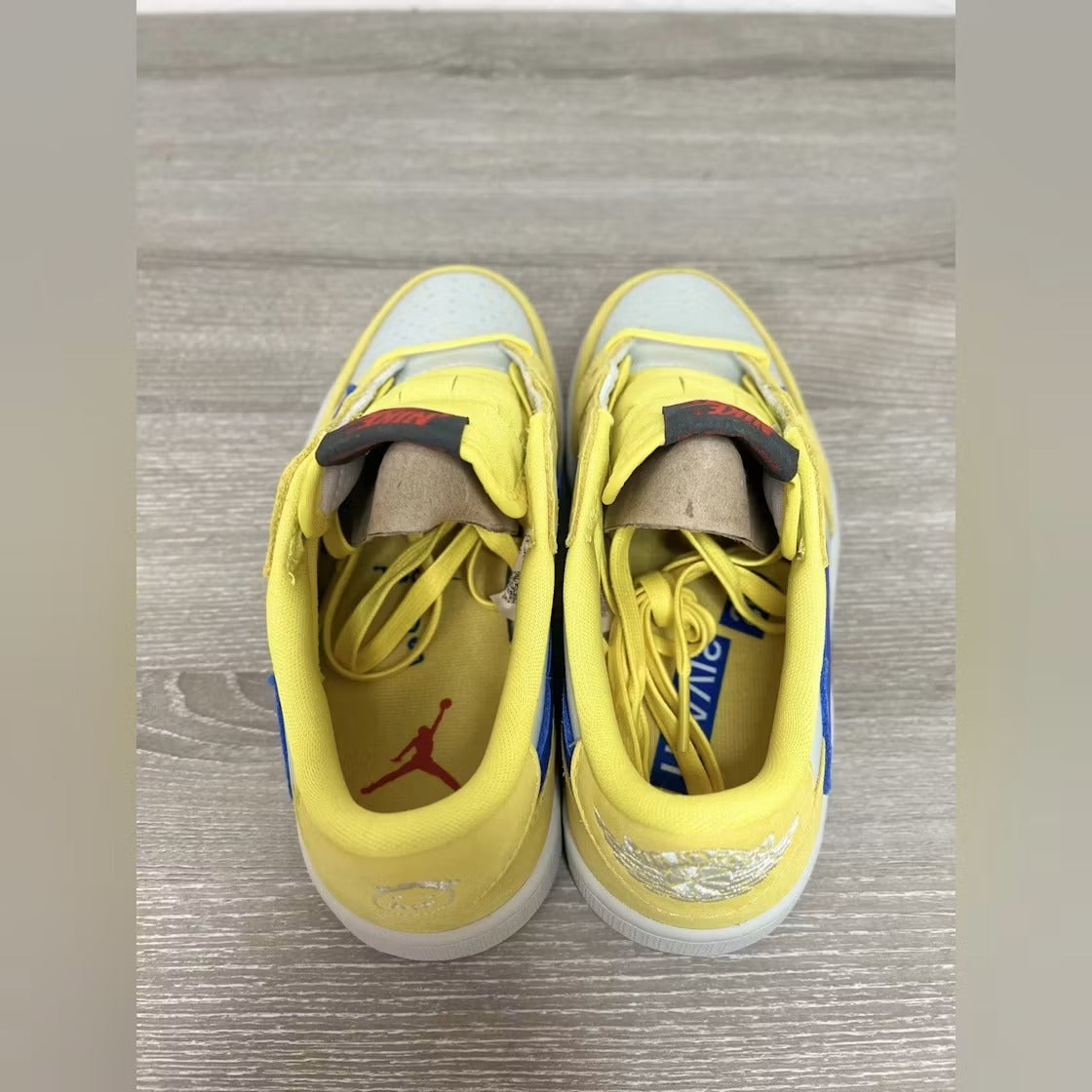 Air Jordan 1 Retro Low OG SP Travis Scott Canary (Women's) - US W 5.5 - New - Other - detail 2