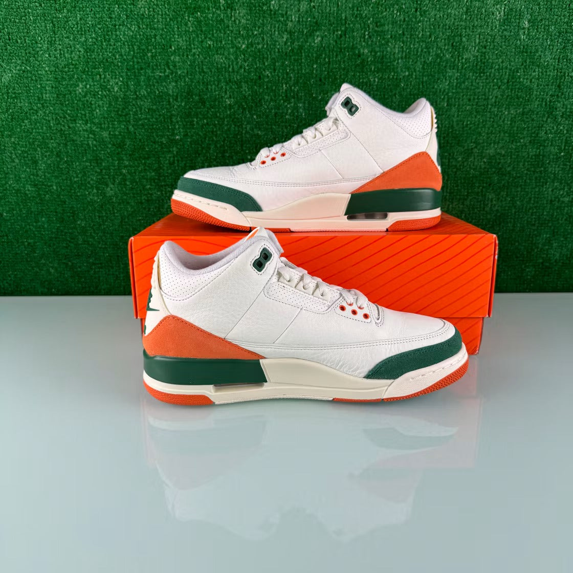 Used - Air Jordan 3 Retro SP SoleFly Miami - US M 8 - detail 2