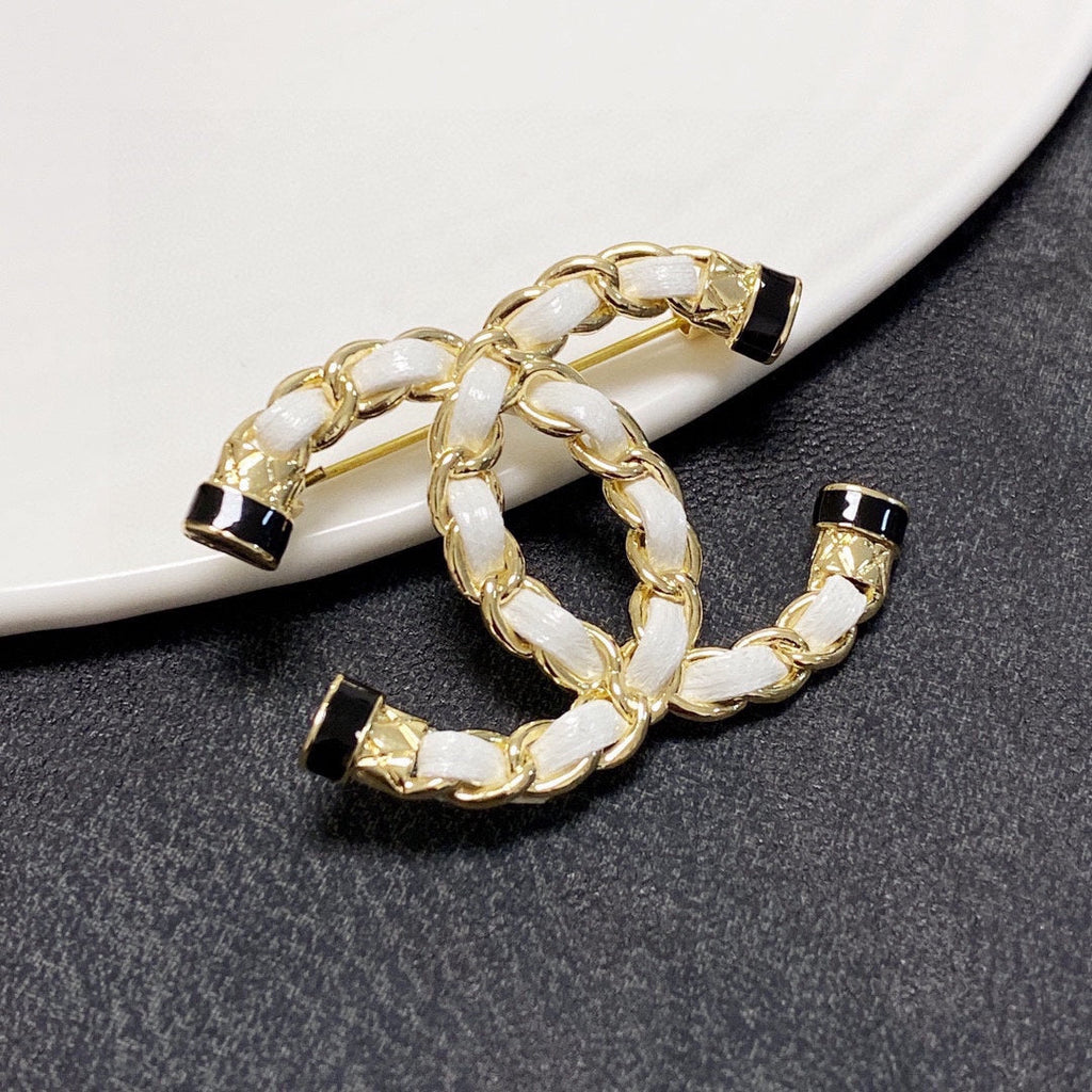 18K  Chanel Pearl Brooch