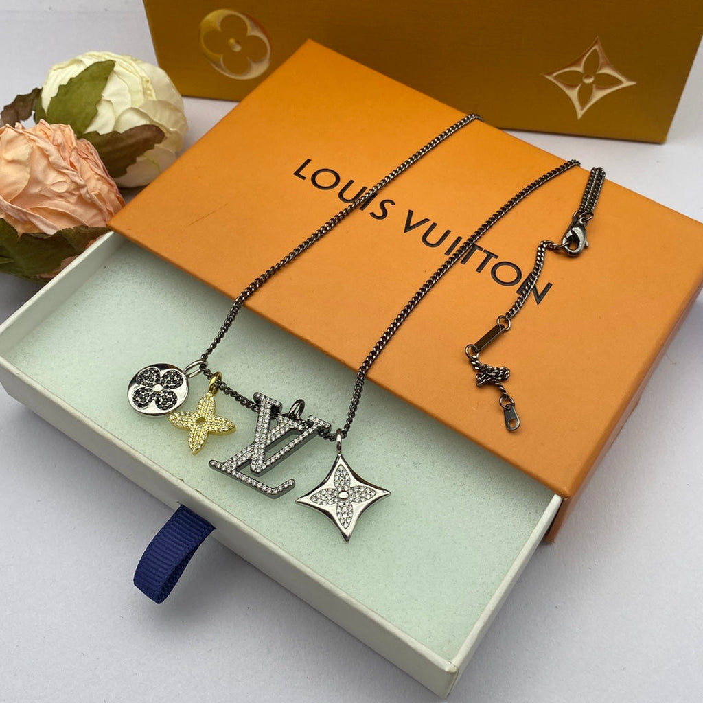 18K Louis Vuitton Turquoise Necklace