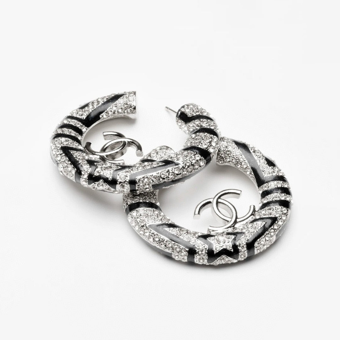 18K  Chanel Black Diamonds Earrings