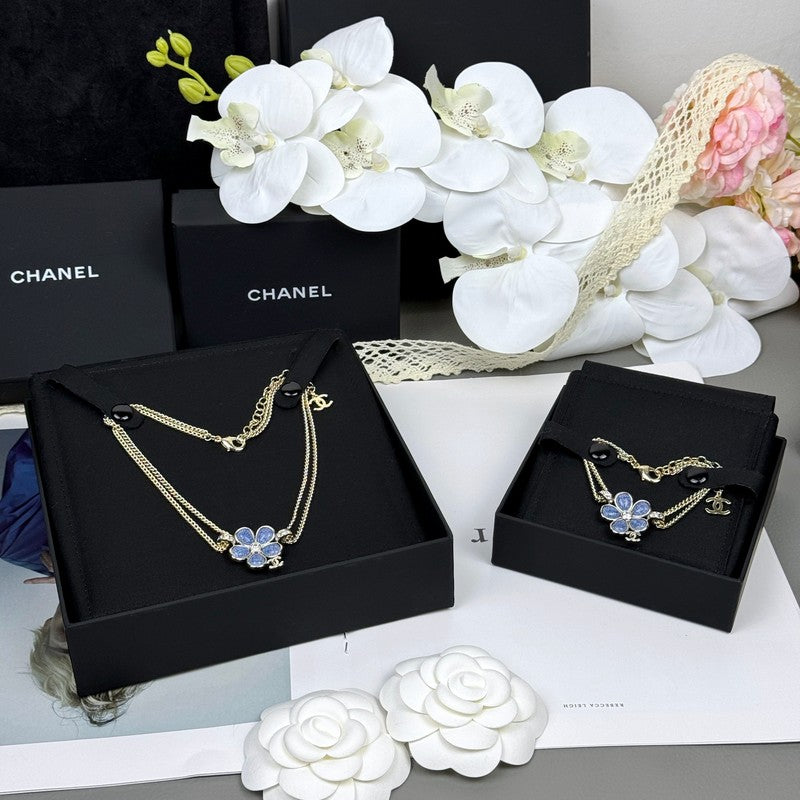 18K  Chanel 26C Blue Flower Choker Necklace