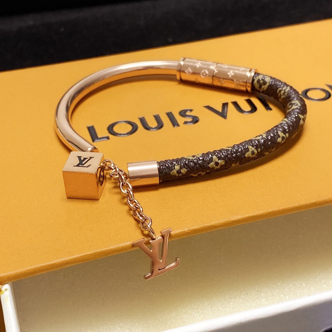18K Louis Vuitton Dice Bracelet