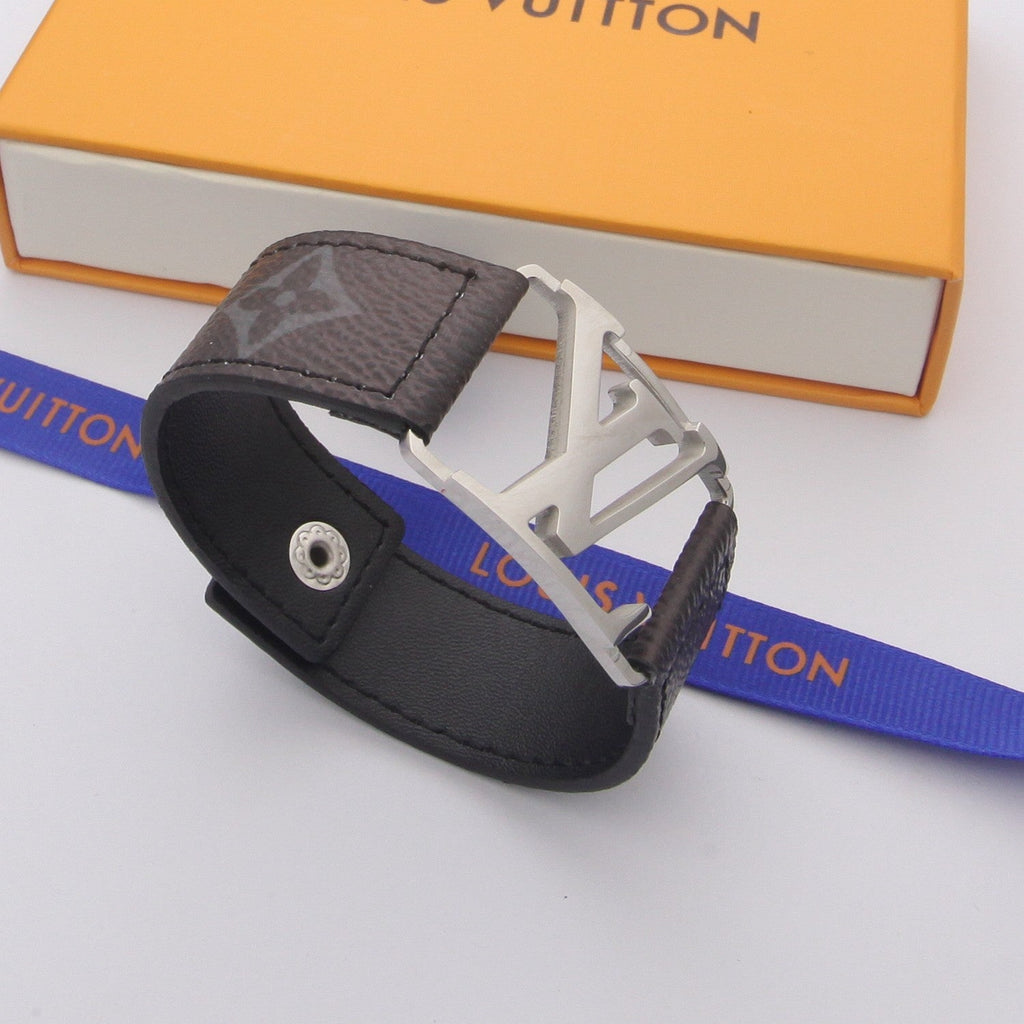 18K Louis Vuitton Hockenheim Bracelet